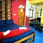 Doris Inn Calagunte